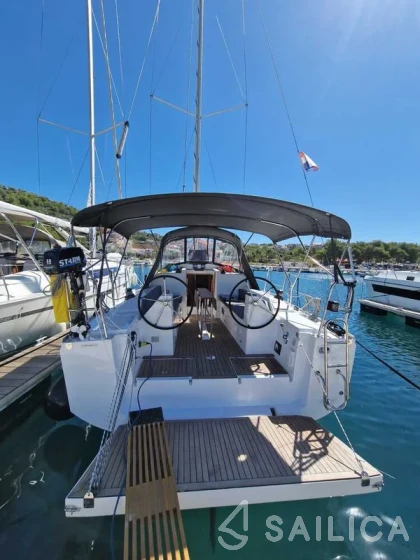 Scandinavia 35 - Yacht Charter Sailica