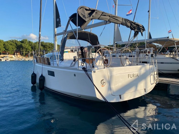 Scandinavia 35 - Yacht Charter Sailica