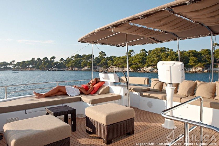 Lagoon 620 - Yacht Charter Sailica