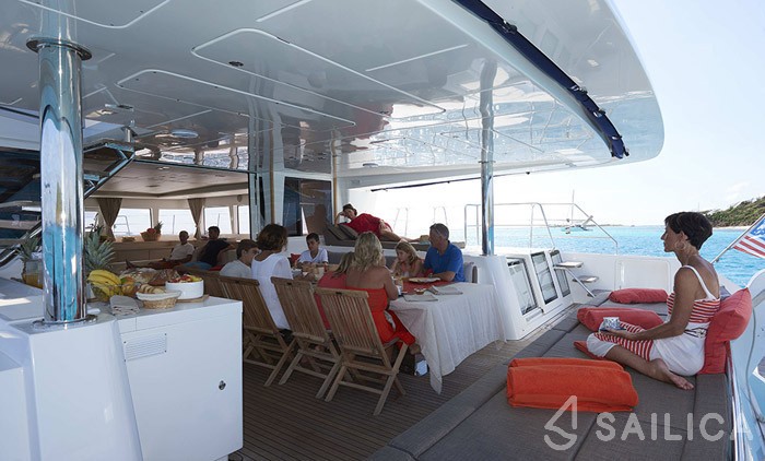 Lagoon 620 - Yacht Charter Sailica
