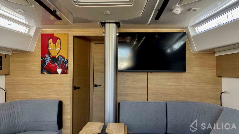 Elan E6 - Yacht Charter Sailica