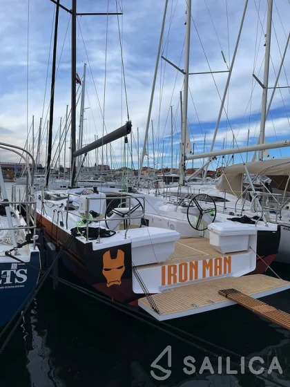 Elan E6 - Yacht Charter Sailica