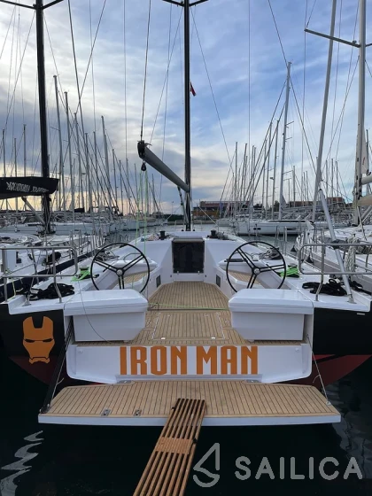 Elan E6 - Yacht Charter Sailica