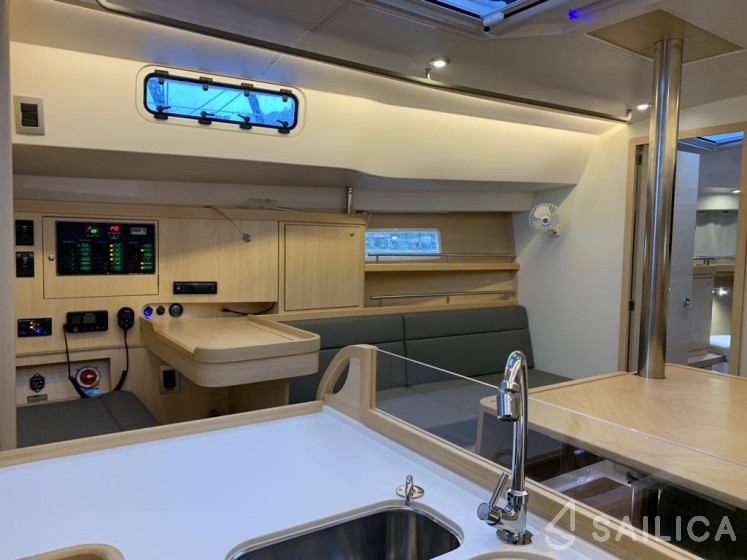 Delta 41 - Yacht Charter Sailica
