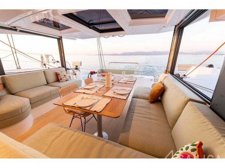 Bali Catsmart - Yacht Charter Sailica