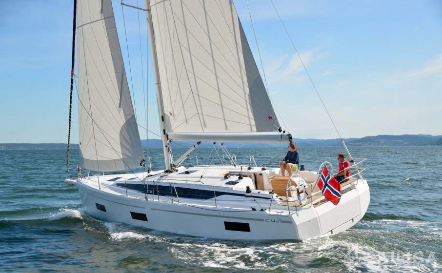 Bavaria C42 - Yacht Charter Sailica