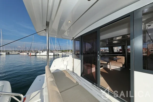Bali Catspace - Yacht Charter Sailica