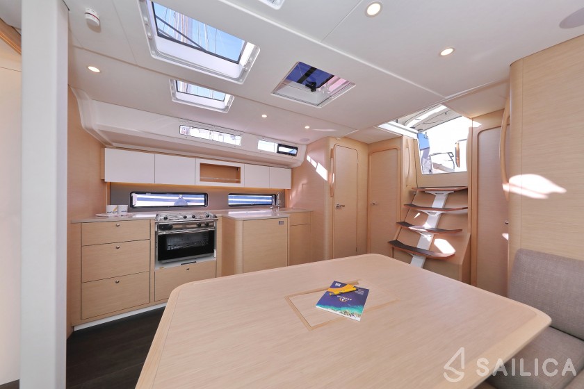 Dufour 41 - Yacht Charter Sailica