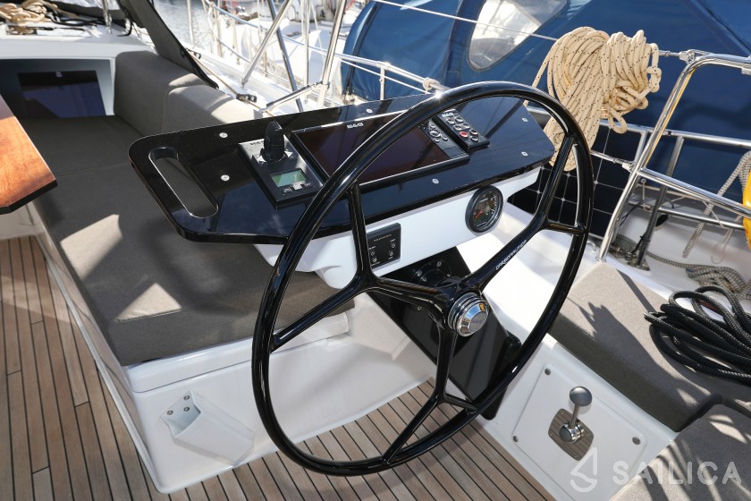 Dufour 41 - Yacht Charter Sailica