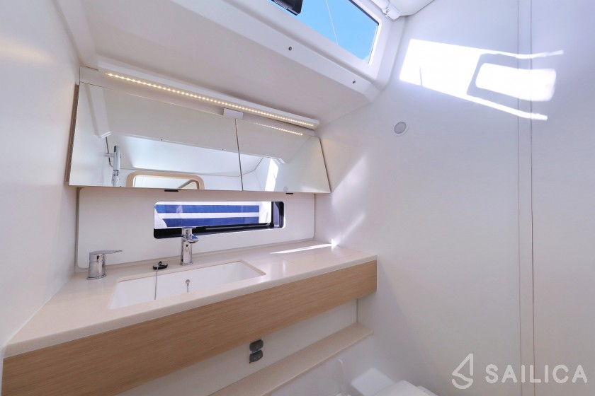 Dufour 41 - Yacht Charter Sailica