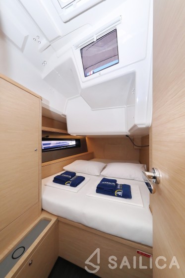 Dufour 41 - Yacht Charter Sailica