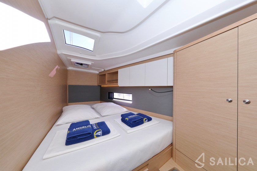 Dufour 41 - Yacht Charter Sailica
