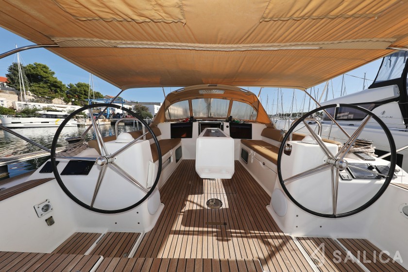Dufour 460 GL - Yacht Charter Sailica