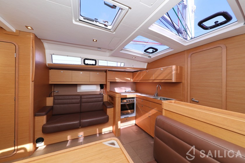 Dufour 460 GL - Yacht Charter Sailica