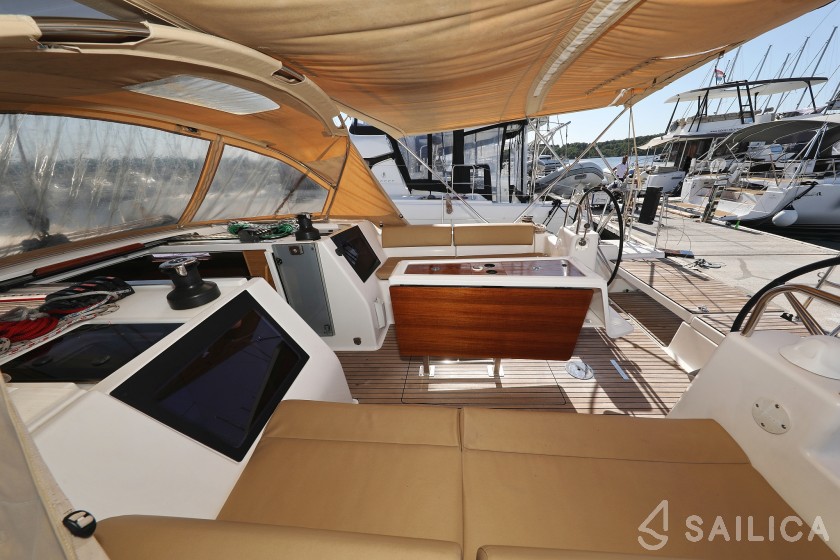 Dufour 460 GL - Yacht Charter Sailica