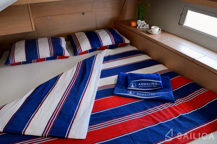 Dufour 470 - Yacht Charter Sailica