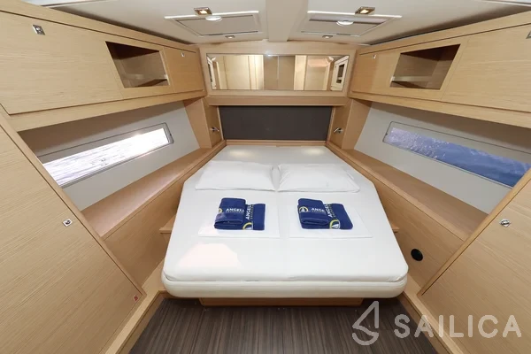 Dufour 470 - Yacht Charter Sailica