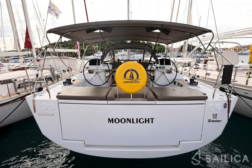 Dufour 56 Exclusive - Yacht Charter Sailica