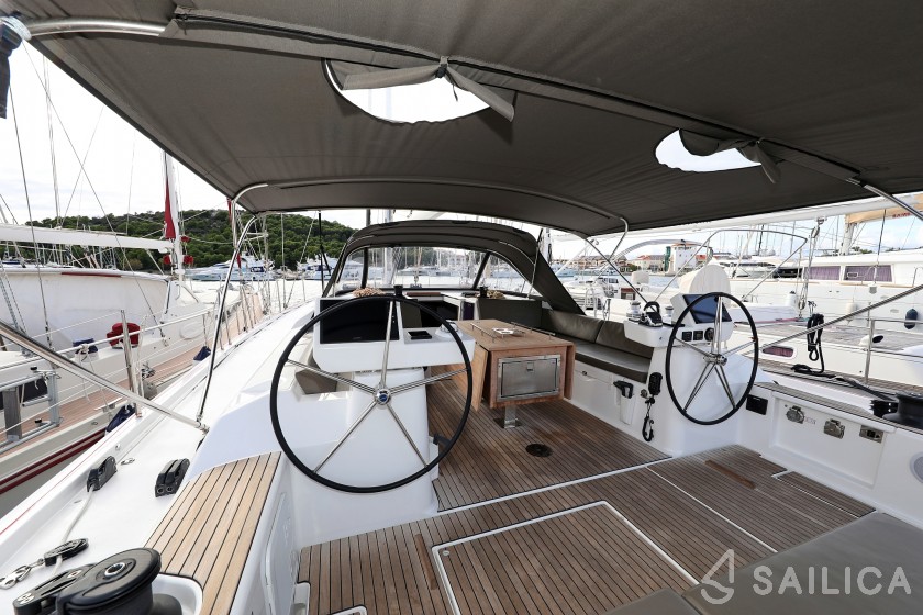 Dufour 56 Exclusive - Yacht Charter Sailica