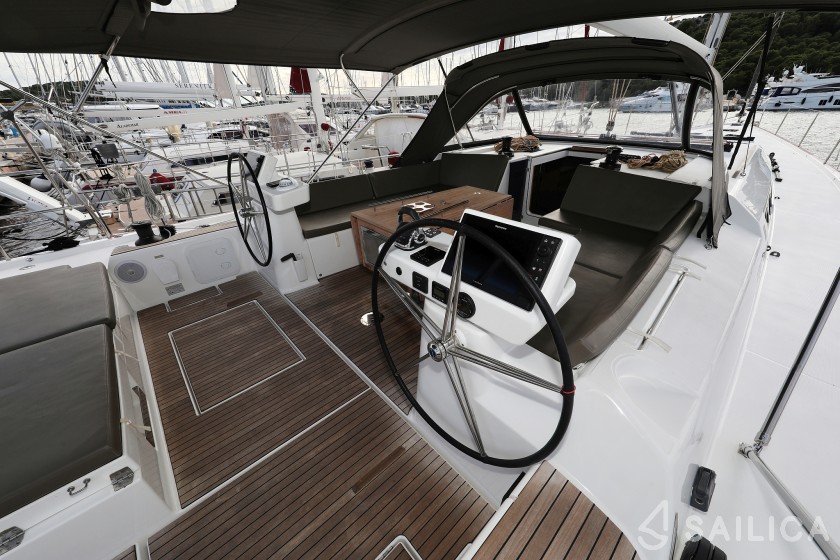 Dufour 56 Exclusive - Yacht Charter Sailica