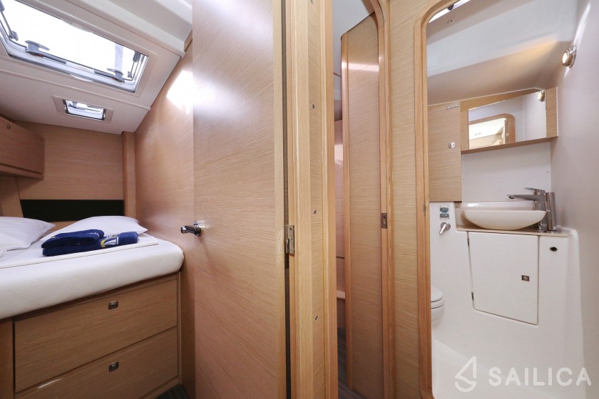 Dufour 56 Exclusive - Yacht Charter Sailica