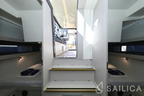 Futura 40 Grand Horizon - Yacht Charter Sailica