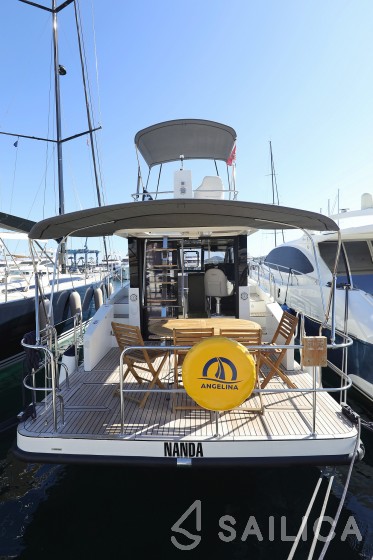 Futura 40 Grand Horizon - Yacht Charter Sailica