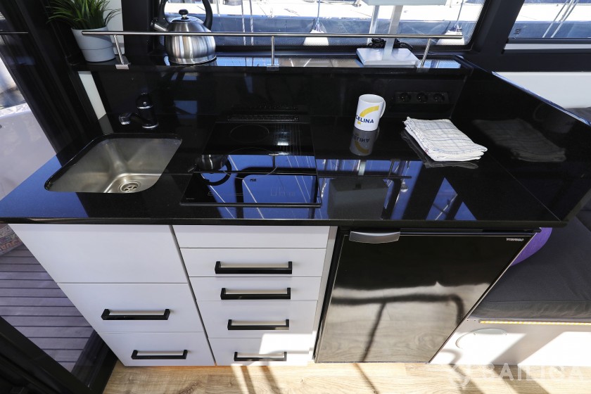 Futura 40 Grand Horizon - Yacht Charter Sailica