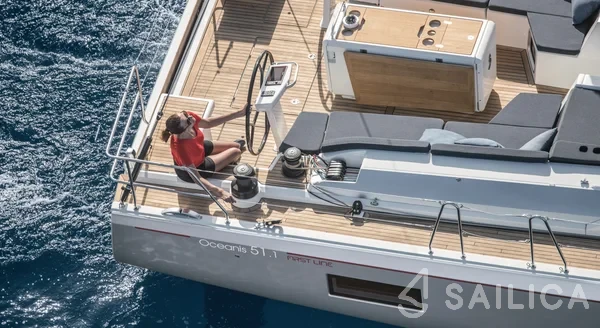 Oceanis 51.1 - Yacht Charter Sailica