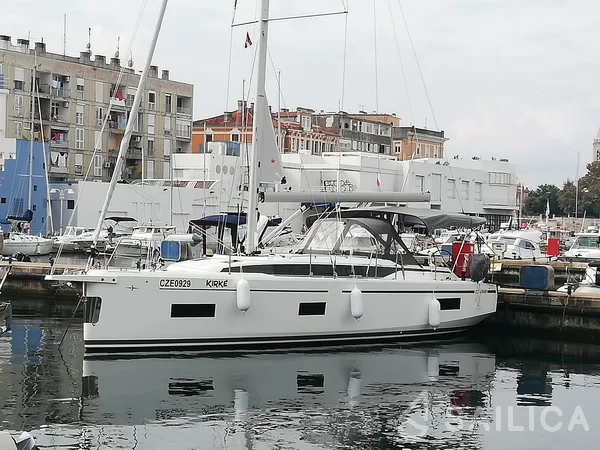 Bavaria C38 - Yacht Charter Sailica