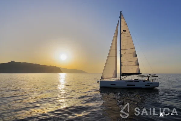 Dufour 470 - Yacht Charter Sailica