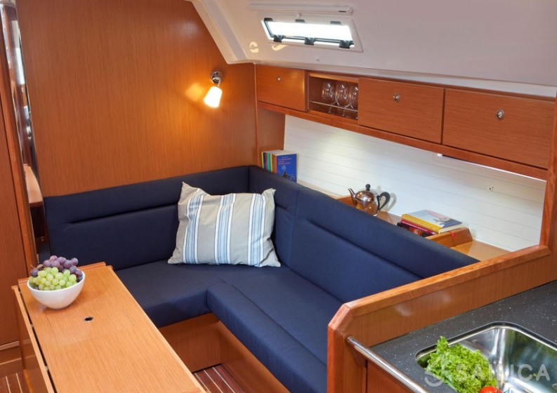 Bavaria Cruiser 36 - Yacht Charter Sailica
