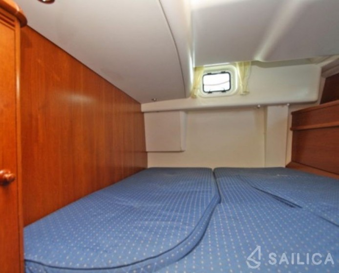 Bavaria Cruiser 36 - Yacht Charter Sailica