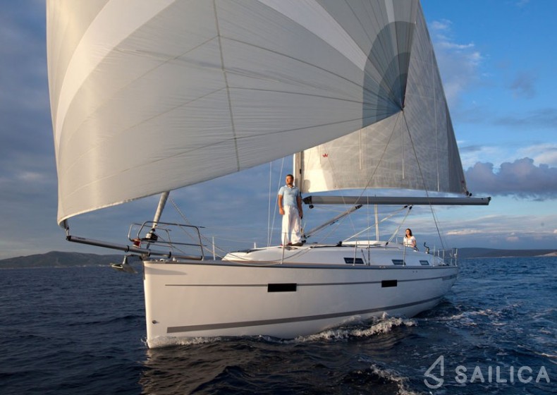 Bavaria Cruiser 36 - Yacht Charter Sailica
