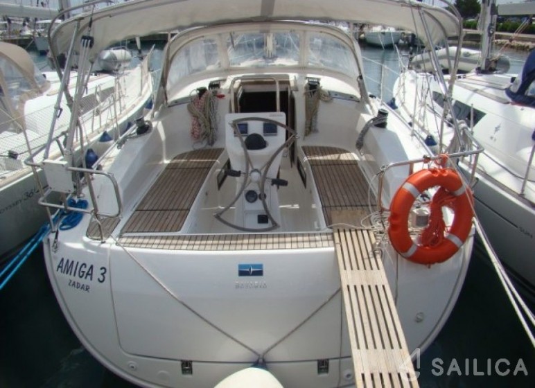 Bavaria Cruiser 36 - Yacht Charter Sailica