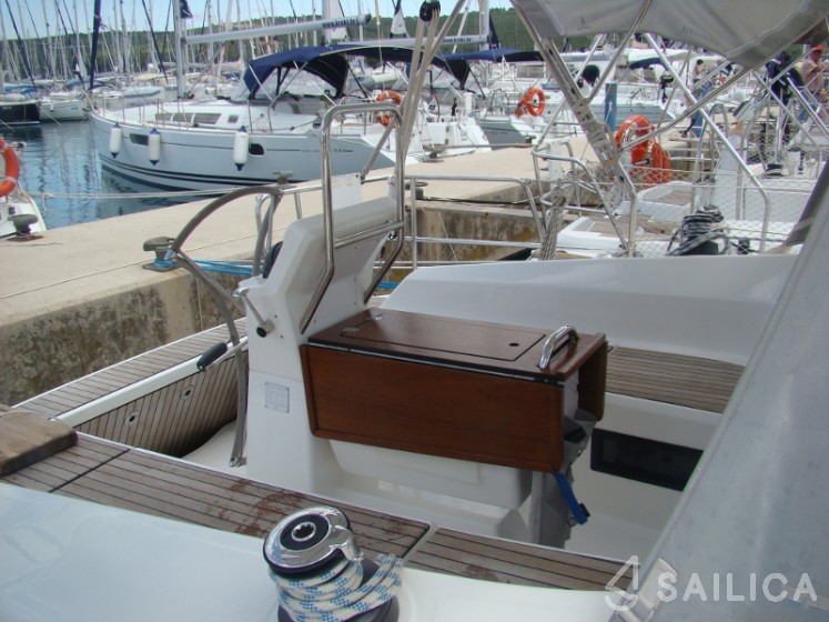 Bavaria Cruiser 36 - Yacht Charter Sailica