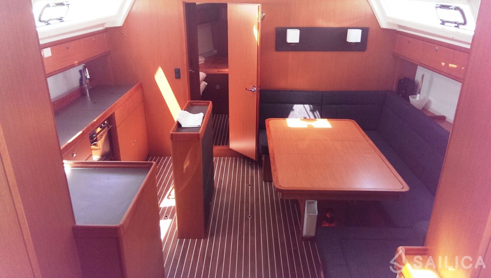 Bavaria 46 Cruiser - Yacht Charter Sailica