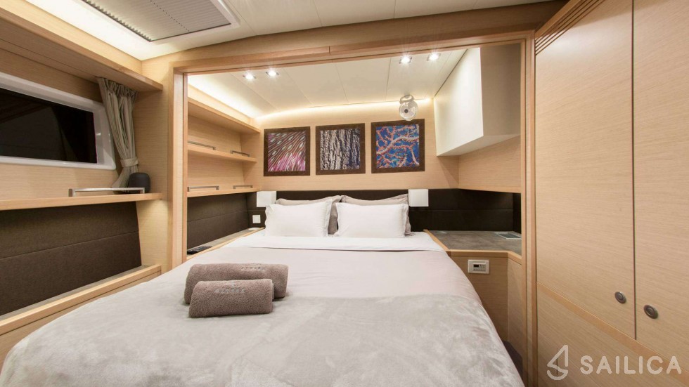 Lagoon 560 - Yacht Charter Sailica