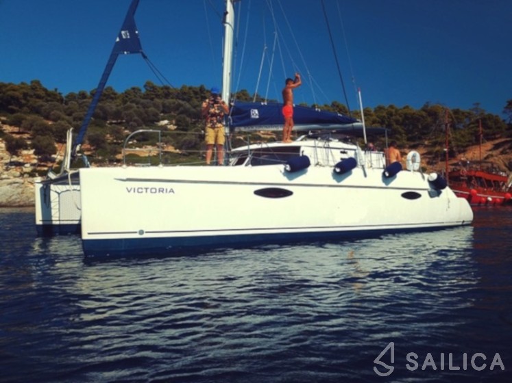 Lavezzi 40 - Yacht Charter Sailica