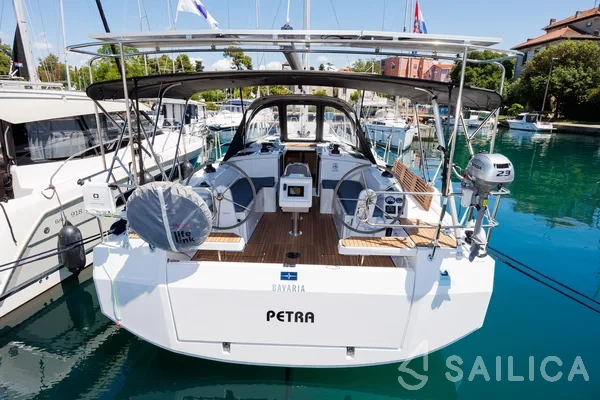 Bavaria C38 - Yacht Charter Sailica