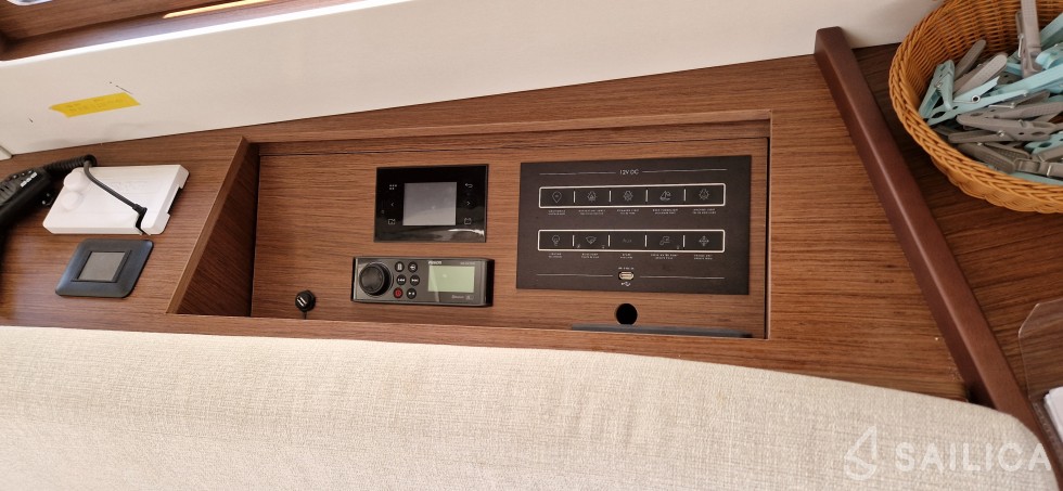 Oceanis 46.1 - Yacht Charter Sailica