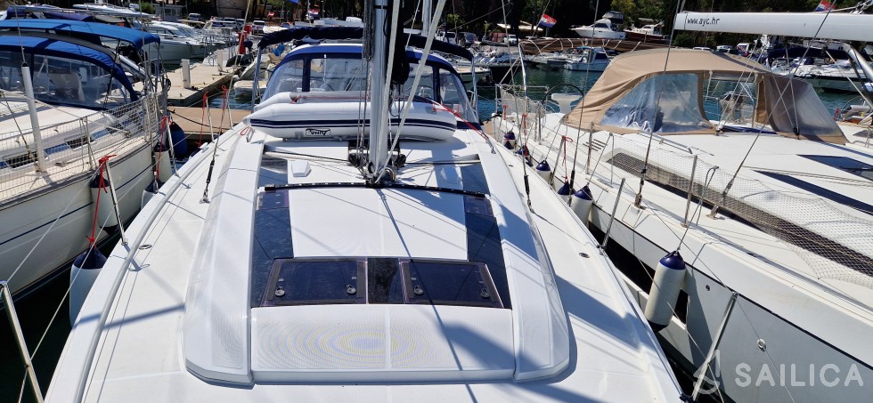 Oceanis 46.1 - Yacht Charter Sailica