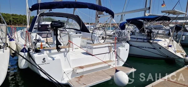Oceanis 46.1 - Yacht Charter Sailica