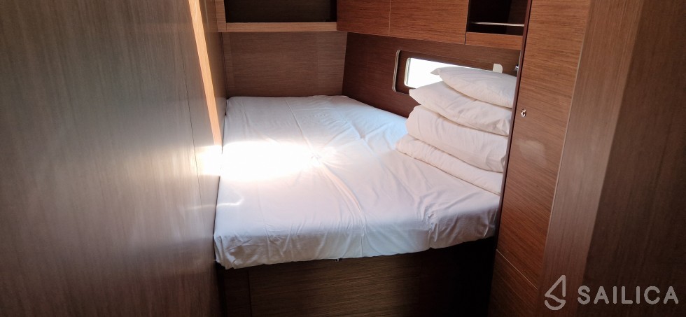 Oceanis 46.1 - Yacht Charter Sailica