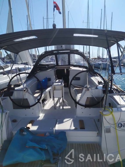 Sun Odyssey 349 - Yacht Charter Sailica