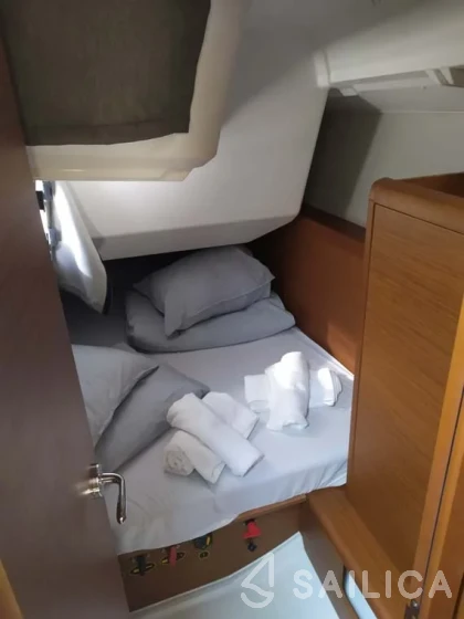 Sun Odyssey 349 - Yacht Charter Sailica