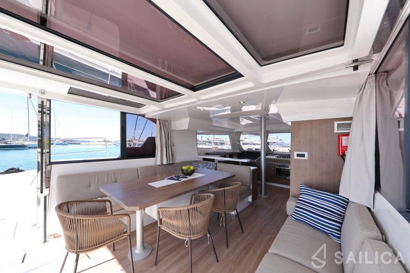Bali Catspace - Yacht Charter Sailica