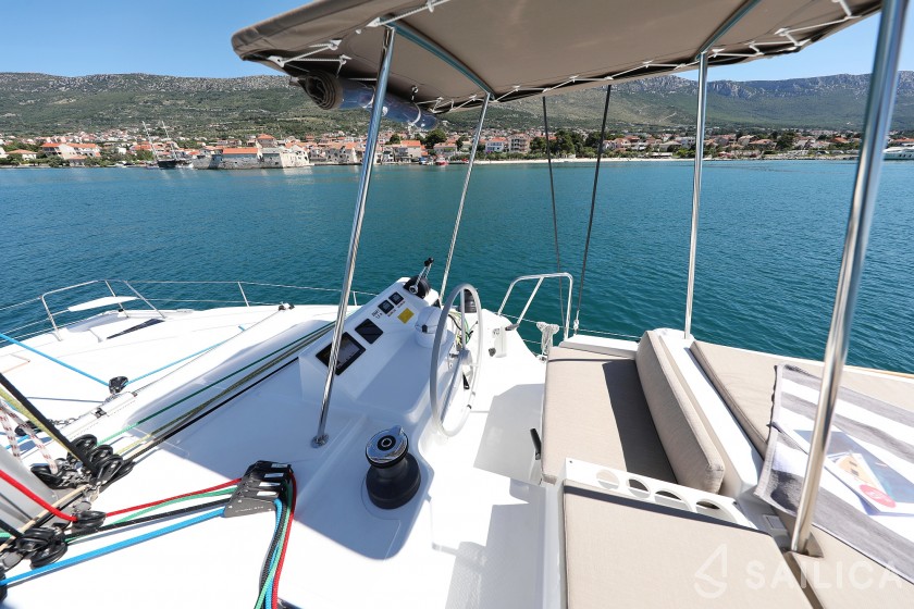 Bali Catspace - Yacht Charter Sailica