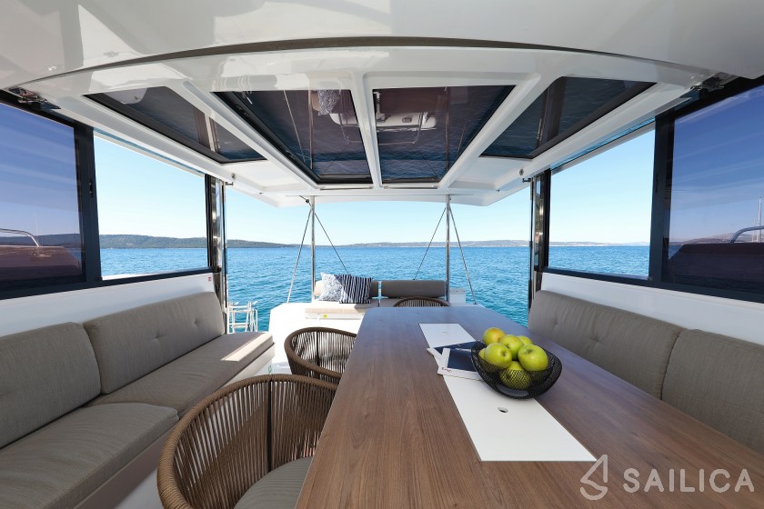 Bali Catspace - Yacht Charter Sailica