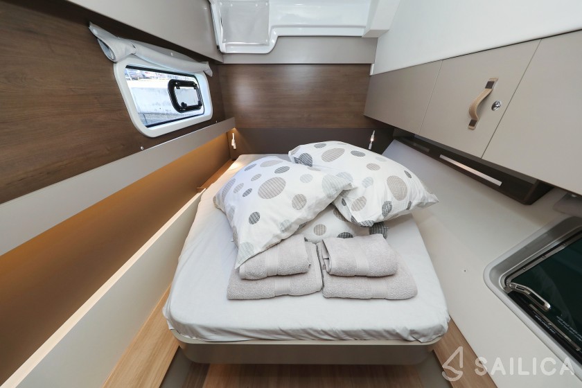 Bali Catspace - Yacht Charter Sailica